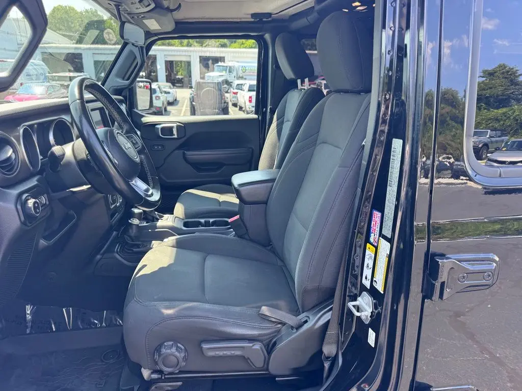 2020 Jeep Gladiator - $26,890