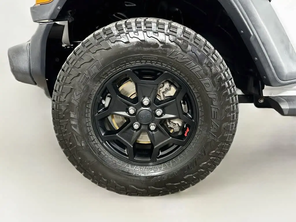 2020 Jeep Gladiator - $25,477
