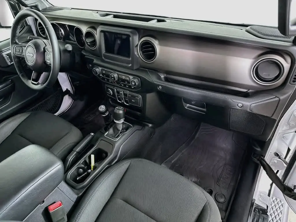 2020 Jeep Gladiator - $25,477