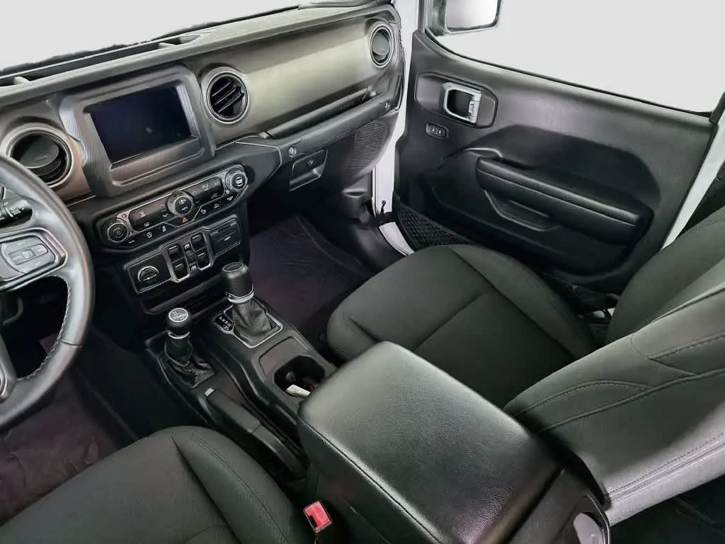 2020 Jeep Gladiator - $25,477