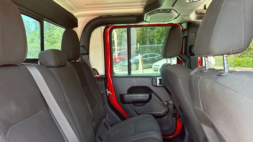 2023 Jeep Gladiator Sport