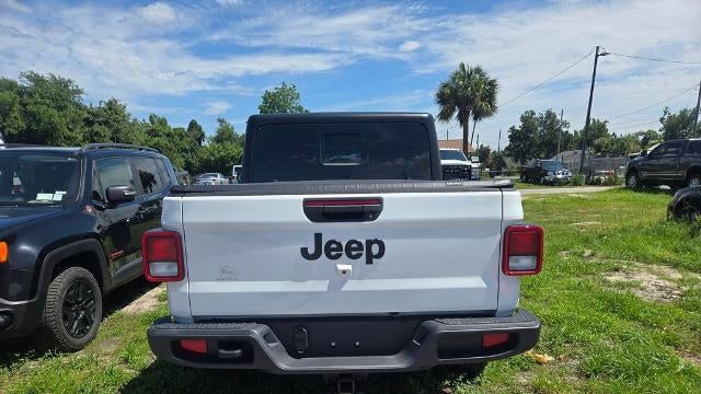 2024 Jeep Gladiator Sport