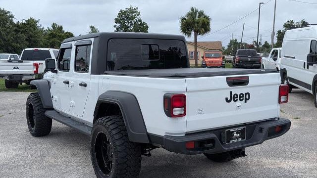 2024 Jeep Gladiator Sport