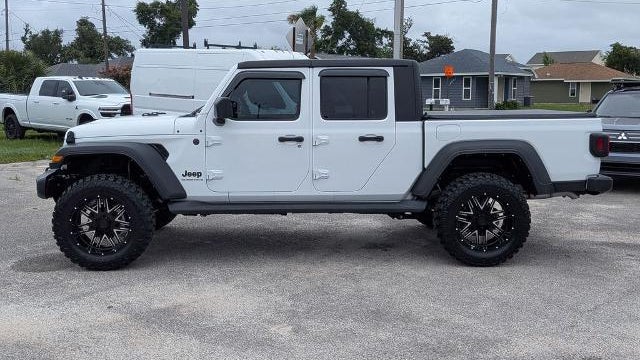 2024 Jeep Gladiator Sport