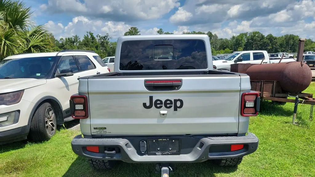 2023 Jeep Gladiator Willys Sport