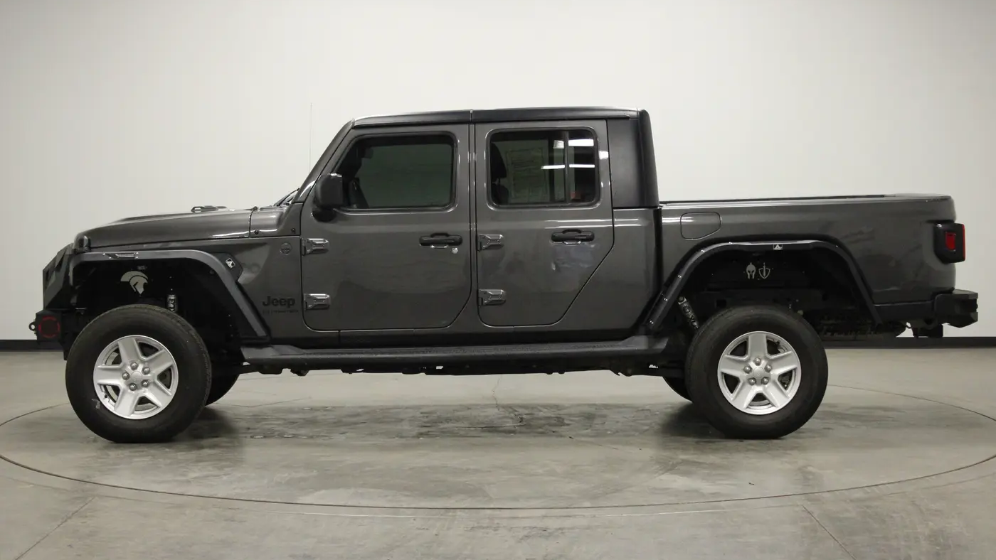 2022 Jeep Gladiator Sport