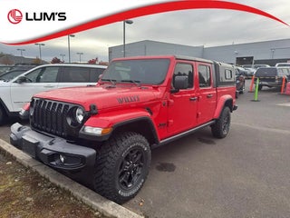 2022 Jeep Gladiator with Firecracker Red Clearcoat Exterior