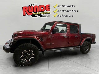 2021 Jeep Gladiator with Snazzberry Pearlcoat Exterior