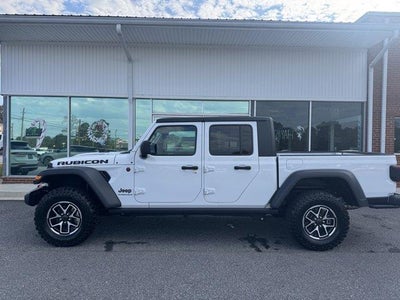 2024 Jeep Gladiator 4X4 Rubicon 4DR Crew Cab 5.0 FT. SB