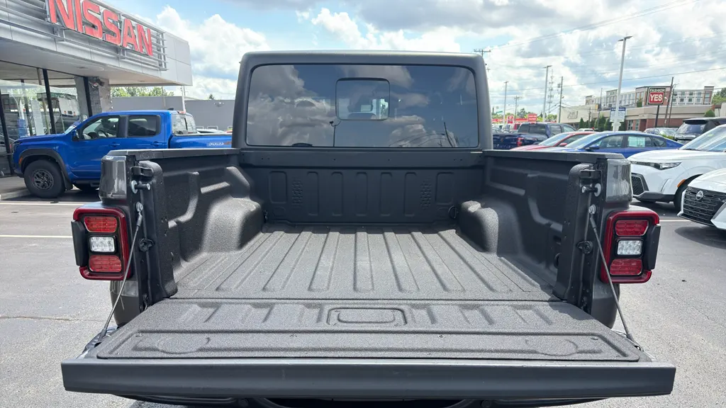 2024 Jeep Gladiator Rubicon X