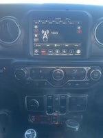 2020 Gladiator Thumbnail 10