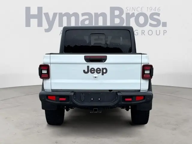 2021 Jeep Gladiator - $36,995