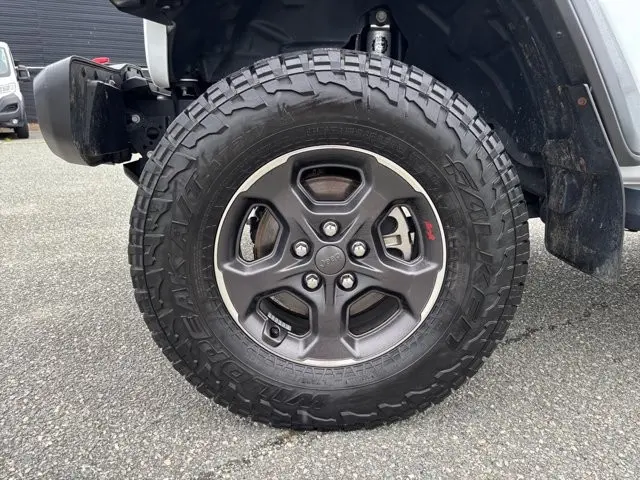 2021 Jeep Gladiator - $36,995