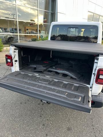 2022 Jeep Gladiator - $35,016