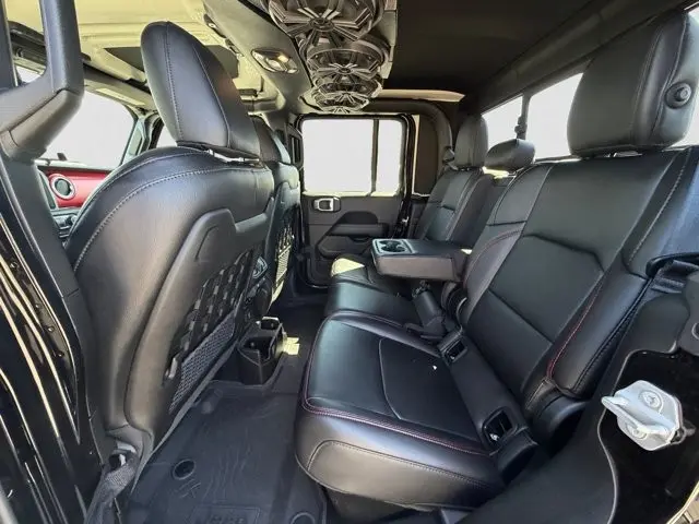2023 Jeep Gladiator - $39,995