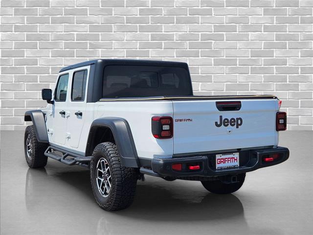 2024 Jeep Gladiator