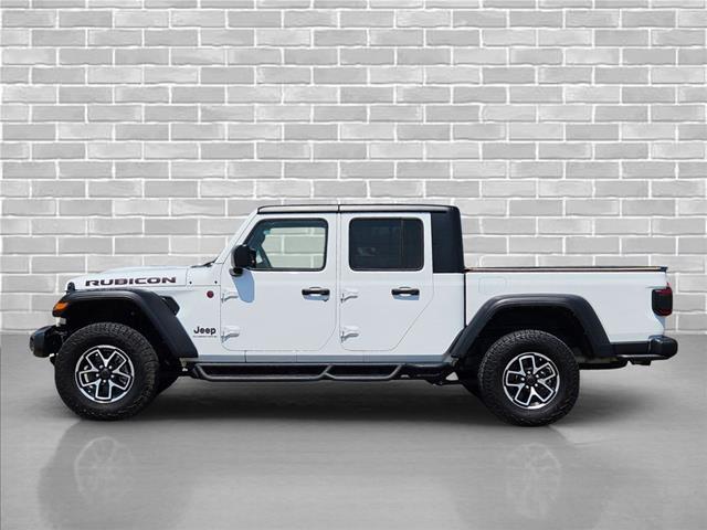 2024 Jeep Gladiator