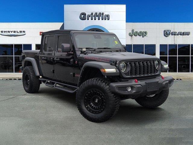 2024 Jeep Gladiator