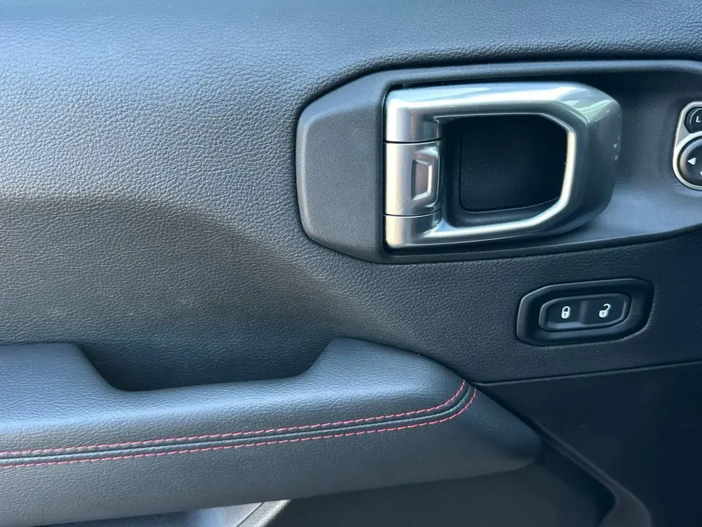 2023 Jeep Gladiator - $39,722