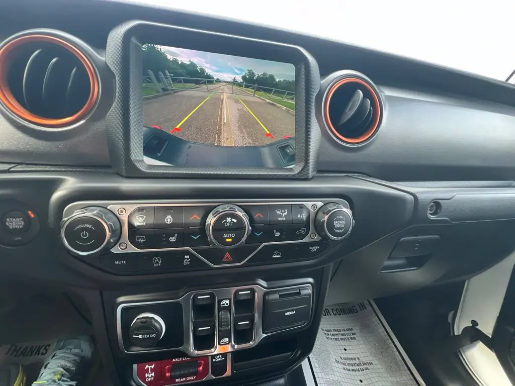2022 Jeep Gladiator - $32,217