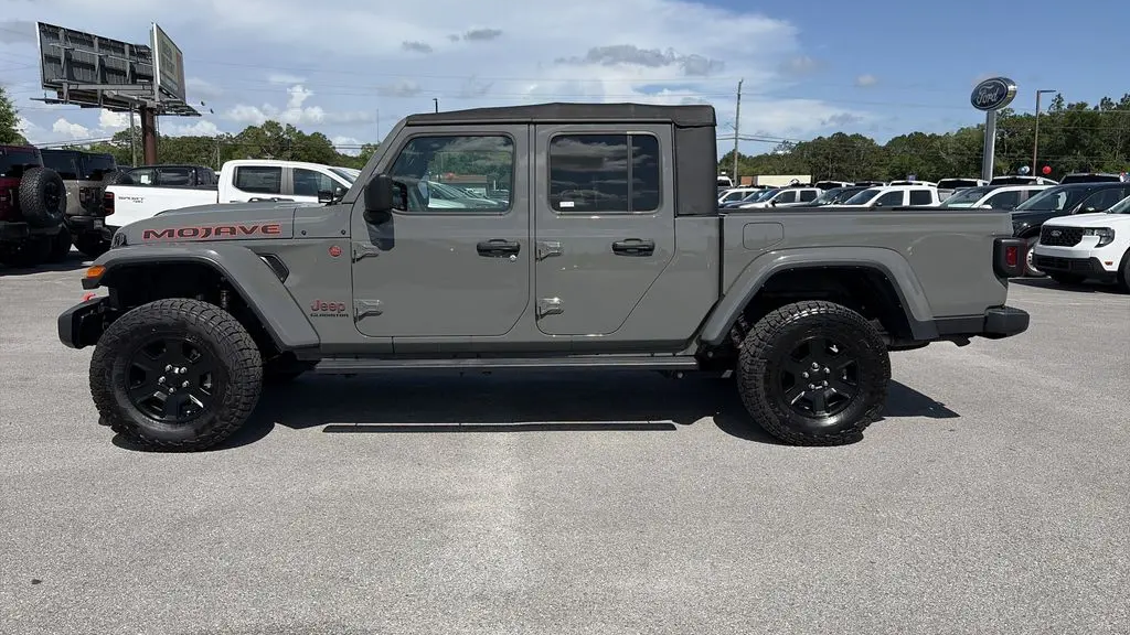 2022 Jeep Gladiator Mojave