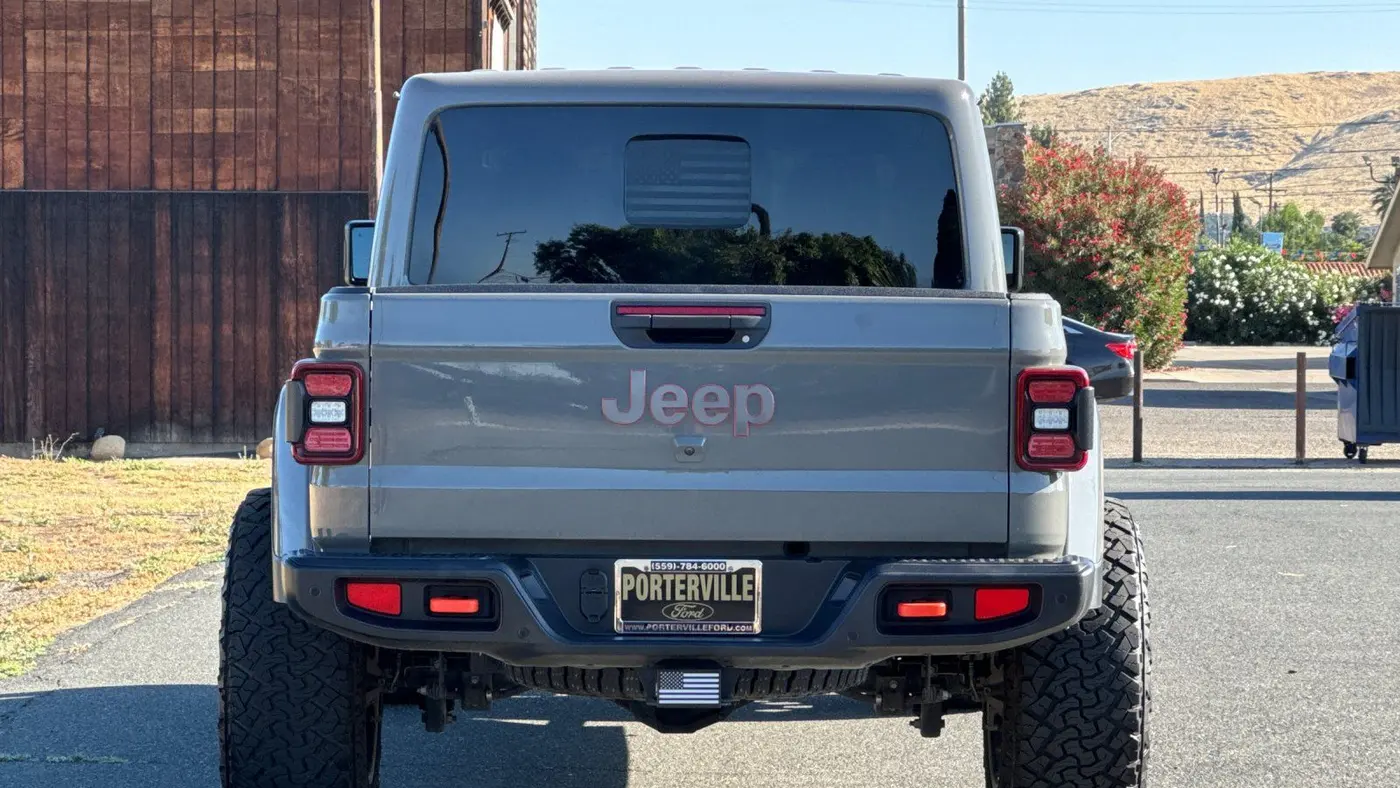 2021 Jeep Gladiator Mojave