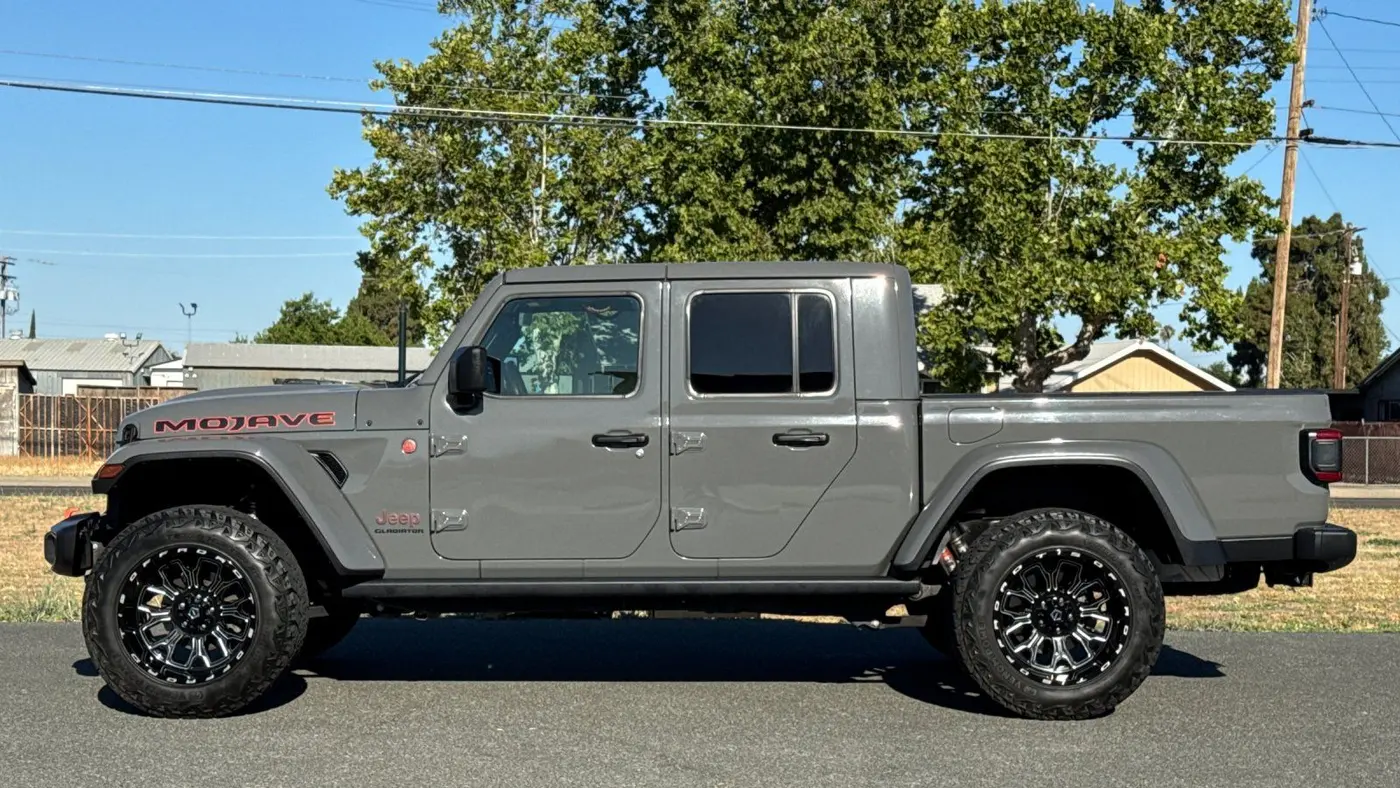 2021 Jeep Gladiator Mojave