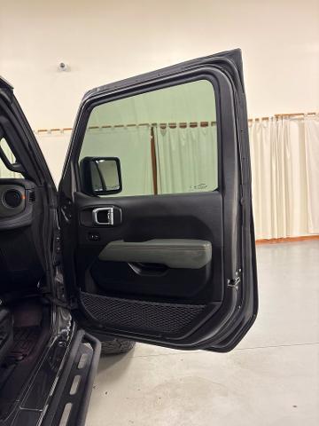 2024 Jeep Gladiator