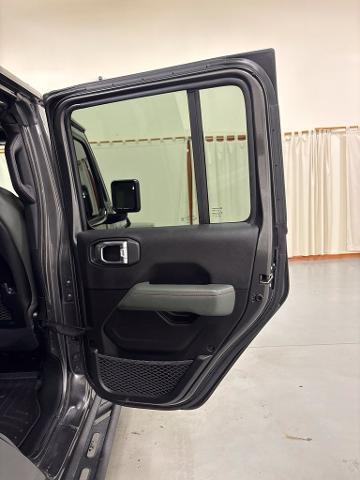 2024 Jeep Gladiator