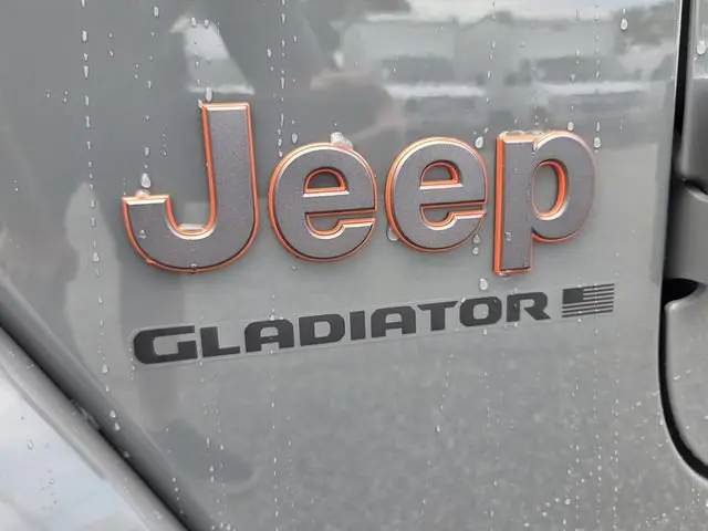 2023 Jeep Gladiator - $37,991