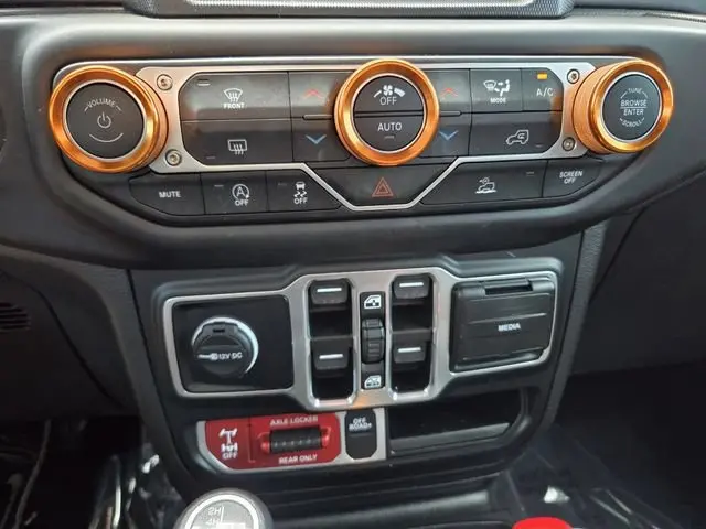 2023 Jeep Gladiator - $37,991