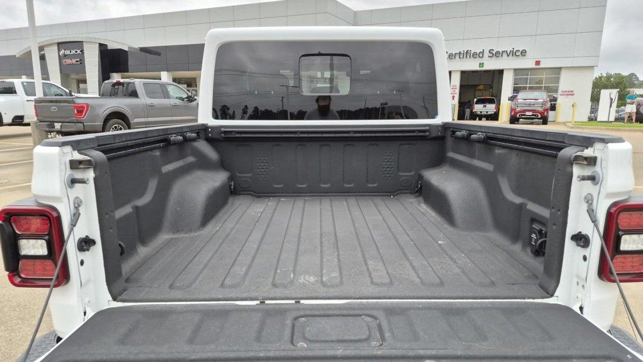 2023 Jeep Gladiator Mojave