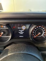 2024 Gladiator Thumbnail 8