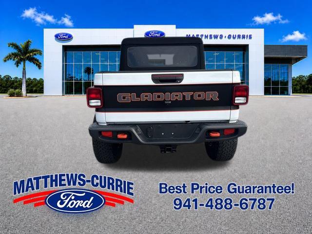 2022 Jeep Gladiator - $37,500