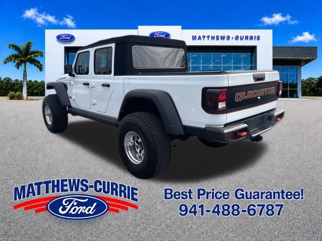 2022 Jeep Gladiator - $37,500