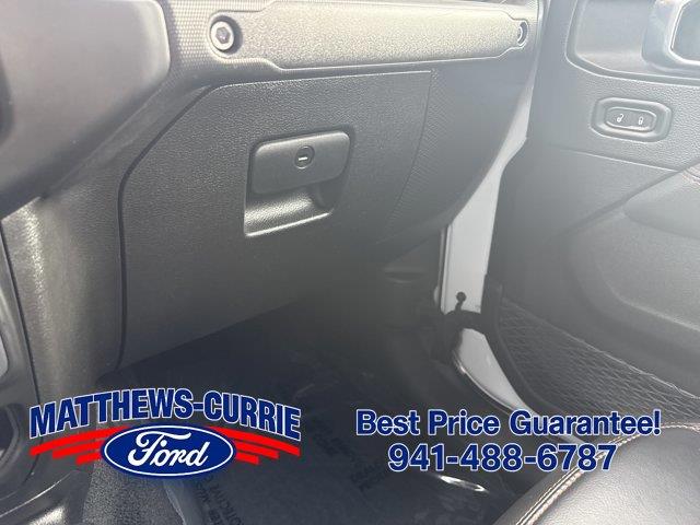 2022 Jeep Gladiator - $37,500