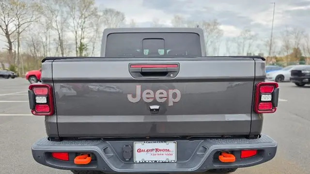 2021 Jeep Gladiator Mojave