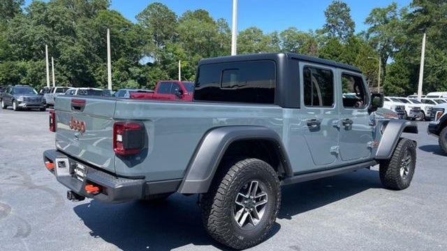 2024 Jeep Gladiator Mojave