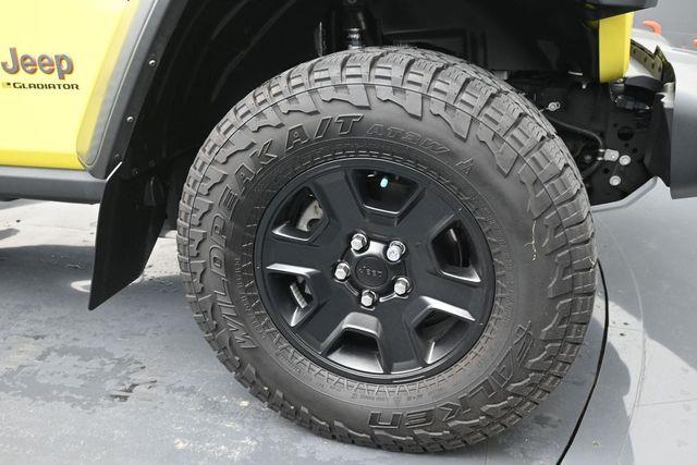 2023 Jeep Gladiator - $35,388