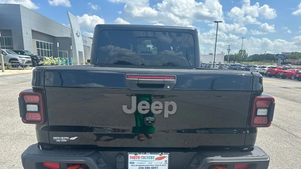 2023 Jeep Gladiator Mojave