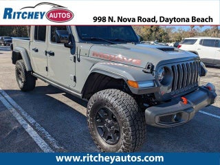 2021 Jeep Gladiator with Sting-Gray Clearcoat Exterior