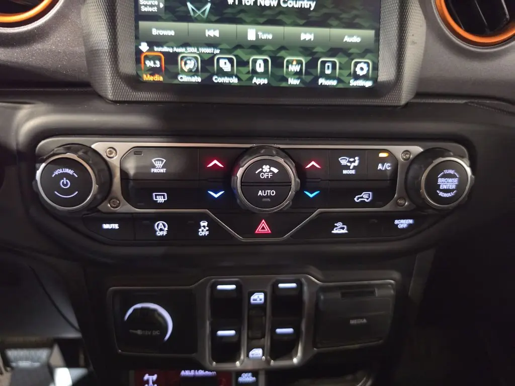 2023 Jeep Gladiator - $29,119