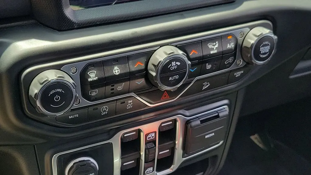 2023 Jeep Gladiator Mojave