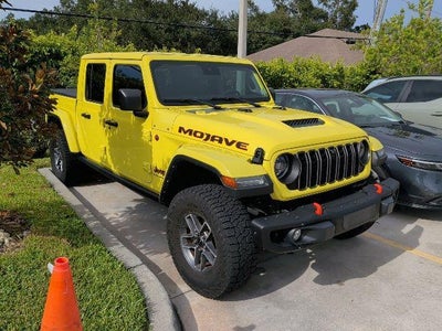 2024 Jeep Gladiator 4X4 Mojave X 4DR Crew Cab 5.0 FT. SB