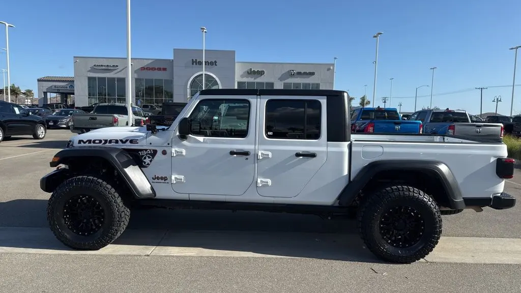 2024 Jeep Gladiator Mojave