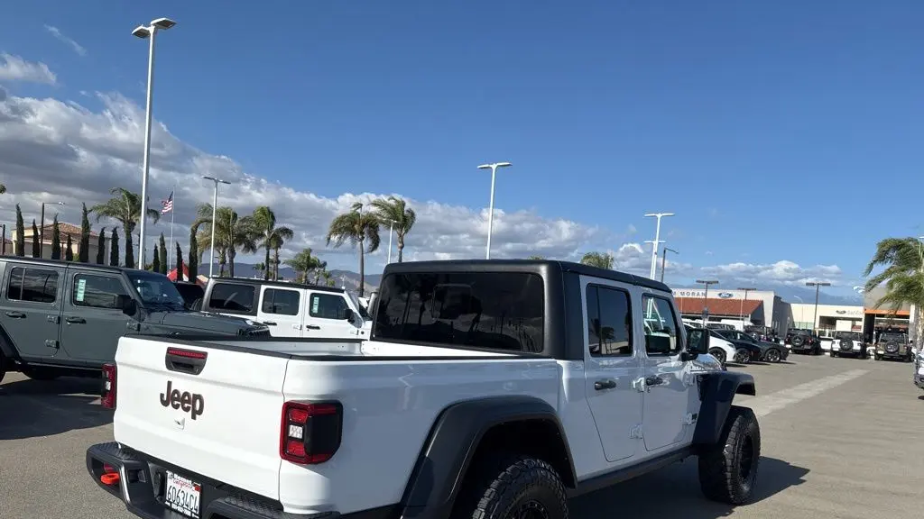 2024 Jeep Gladiator Mojave