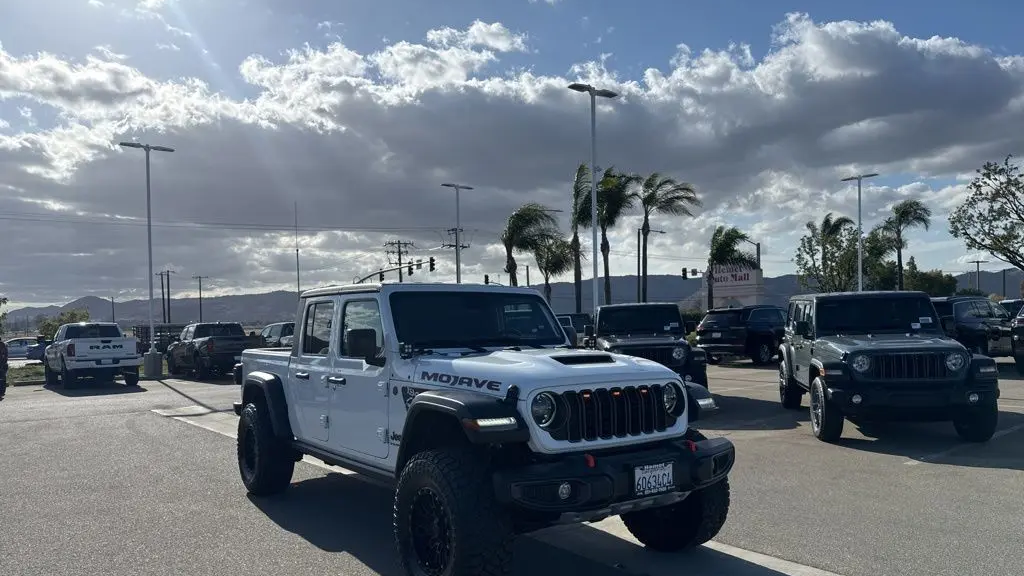 2024 Jeep Gladiator Mojave