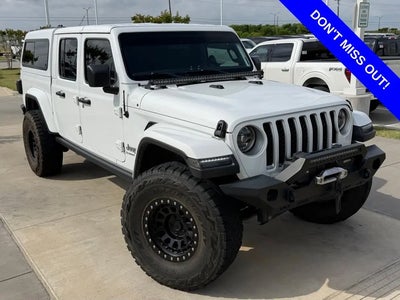 2021 Jeep Gladiator 4X4 Overland 4DR Crew Cab 5.0 FT. SB
