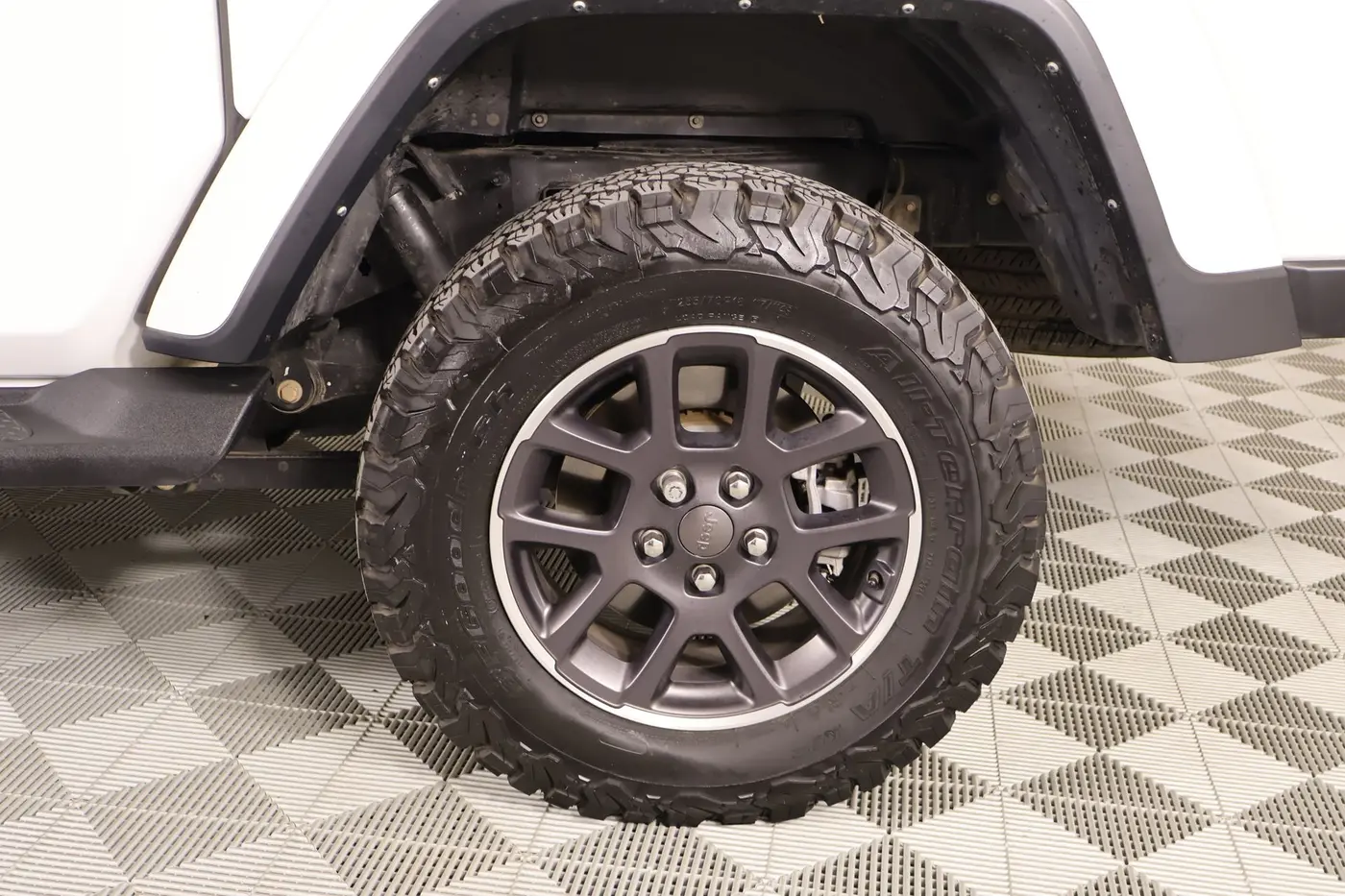 2022 Jeep Gladiator - $33,489