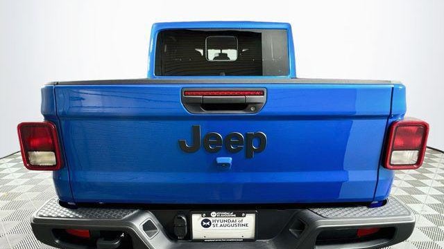 2025 Jeep Gladiator NightHawk
